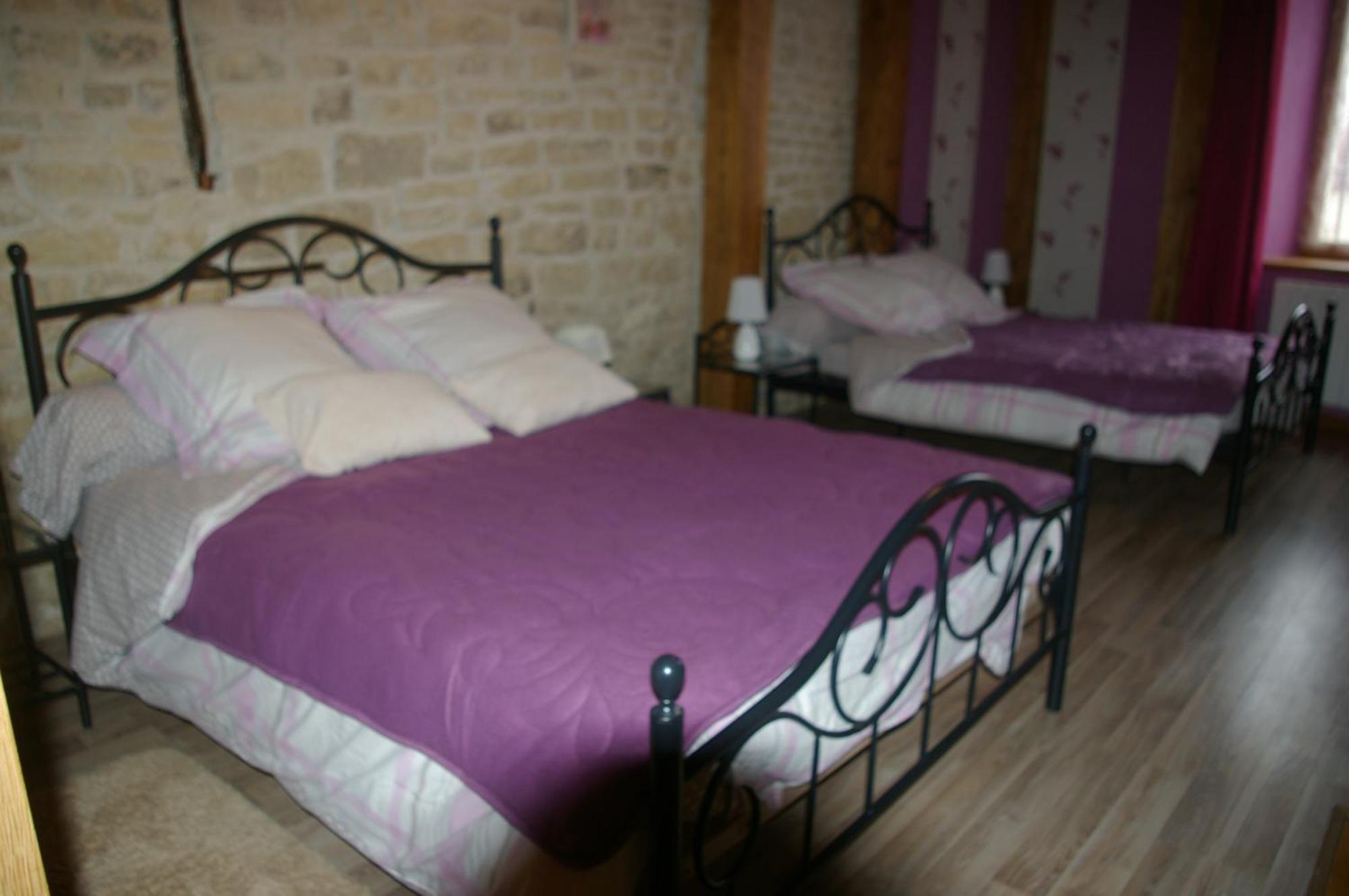 Gite Au Chalet Laferté-sur-Aube Quarto foto